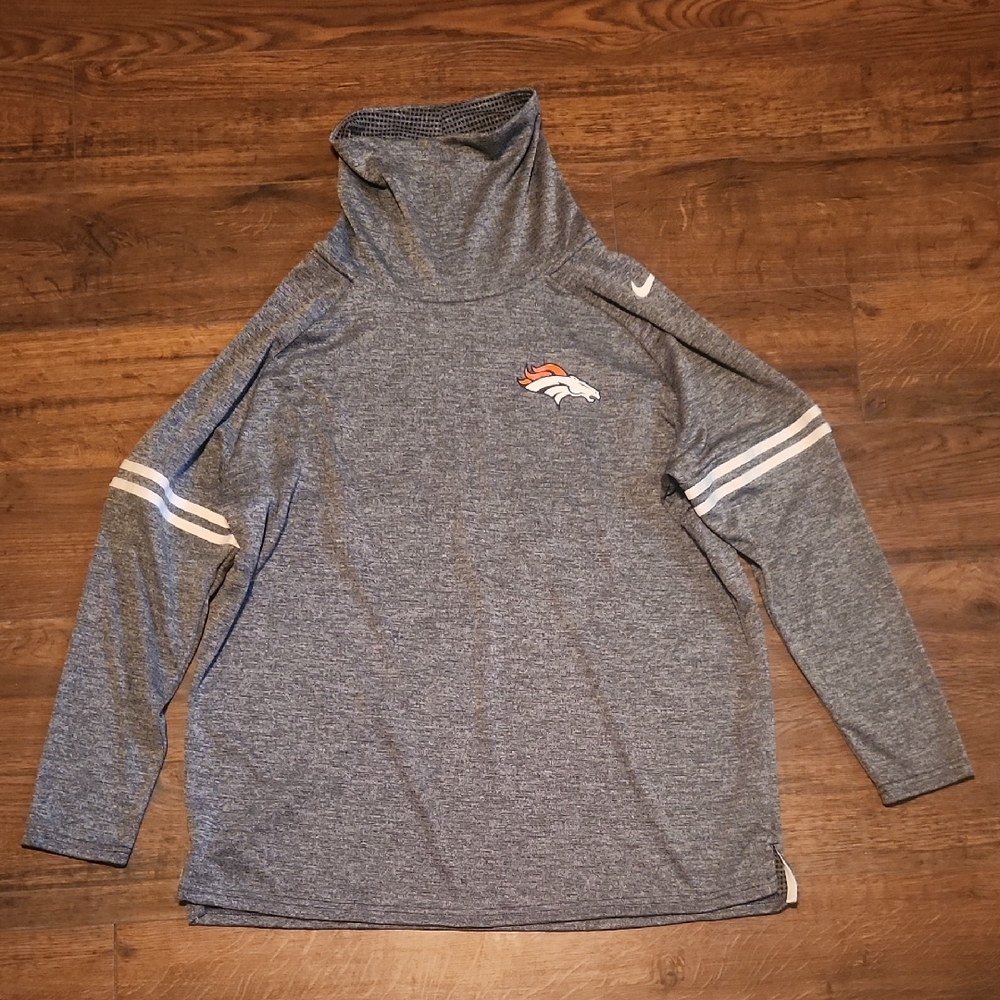 Nike Gray Long Sleeve Tee